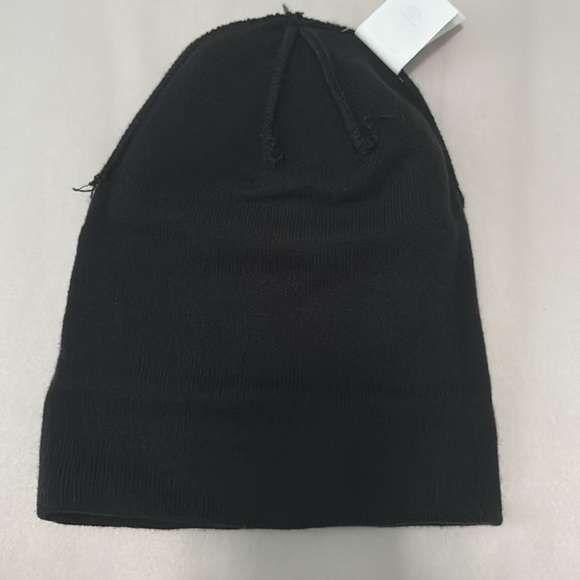 VANS Black Beanie - Picture 5 of 5